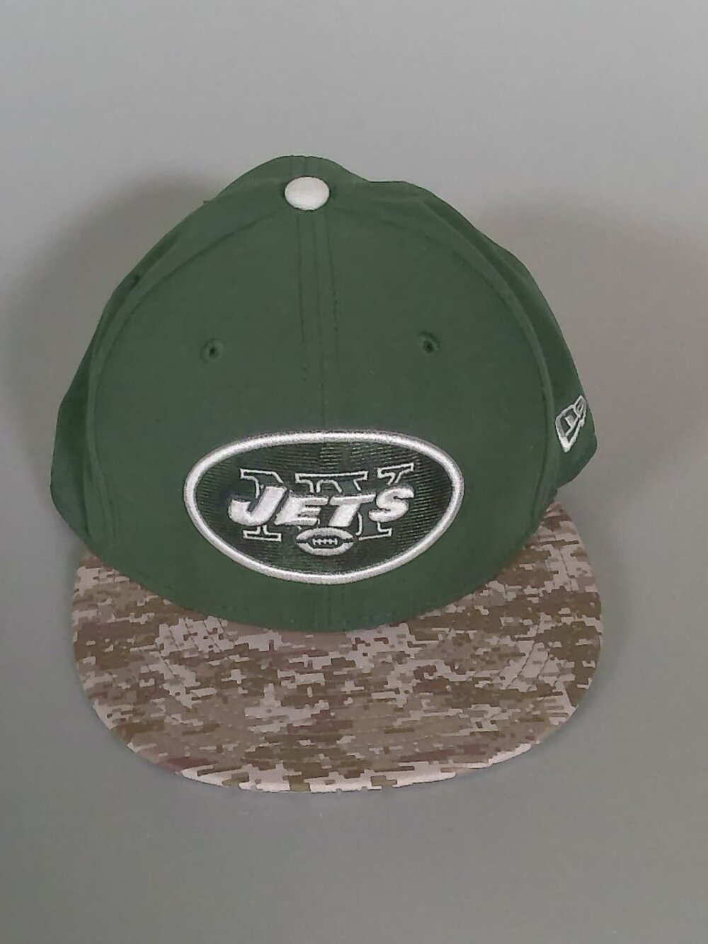 New York Jets Salute To Service New Era 59FIFTY Hat 7 3/8 Camo Brim